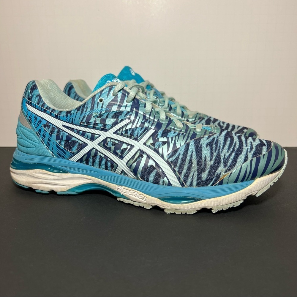 Womens ASICS Gel Cumulus 18 Blue Ribbon Edition Blue Running Shoes / Size 9.5
